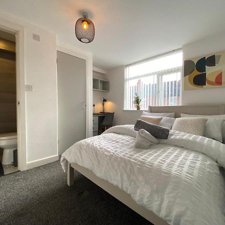 Nice Living Serviced Accommodations 2 코번트리 외부 사진