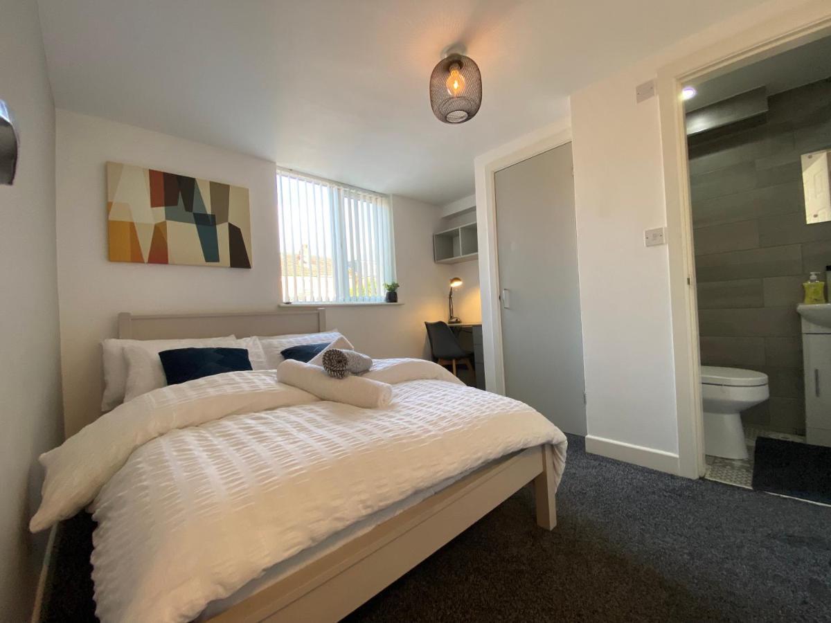 Nice Living Serviced Accommodations 2 코번트리 외부 사진