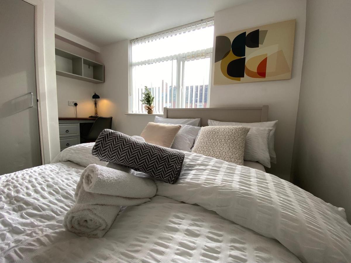 Nice Living Serviced Accommodations 2 코번트리 외부 사진